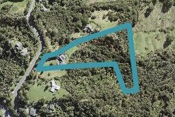 300 Okura River Road, Albany