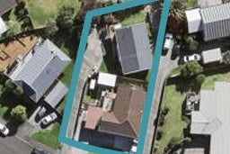 1/6 Grenadine Place, Unsworth Heights, Auckland
