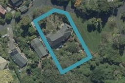 20 Howard Street, Macandrew Bay, Dunedin