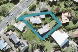 1/57 Deep Creek Road, Waiake, Auckland