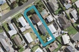 2/21 Woodside Road, Massey, Auckland
