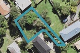7A Sispara Place, Beach Haven, Auckland