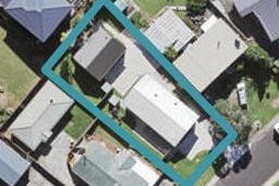 20 Patts Avenue, Glendene, Auckland