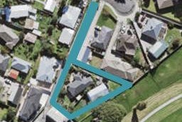 2/9 Ingleby Place, Kelston, Auckland