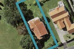 82 Stanley Point Road, Stanley Point, Auckland