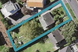 21 Clairville Crescent, Wai o Taiki Bay, Auckland