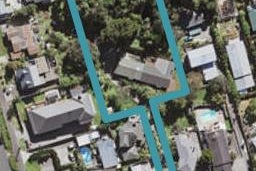 2/16 Pupuke Road, Hillcrest, Auckland