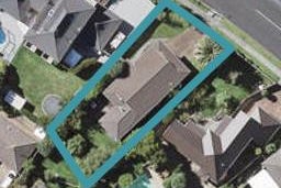 22 Lexington Drive, Botany Downs, Auckland