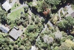 24 Raroa Terrace, Waiatarua, Auckland