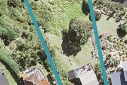 7 Beach Valley Road, Piha