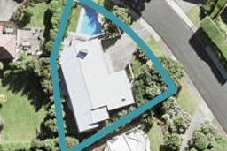 4 Chelverton Terrace, Red Beach, Red Beach