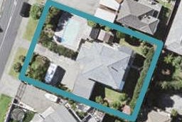 136 Arran Road, Browns Bay, Auckland
