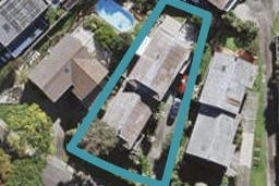 2/51 Simon Ellice Drive, Bayview, Auckland