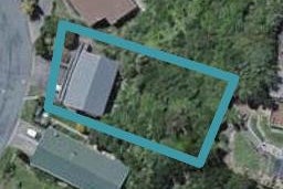8A Longcroft Terrace, Newlands, Wellington