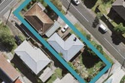 2/1 Deuxberry Avenue, Northcote, Auckland