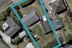 110 Field Way, Waikanae Beach, Waikanae