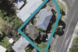 1/10 Juniper Road, Sunnynook, Auckland