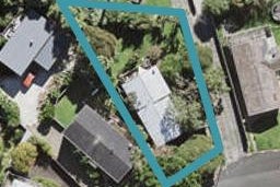 87 Kia Ora Road, Beach Haven, Auckland