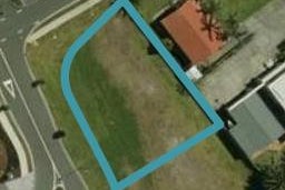 1 Poaka Place, One Tree Point