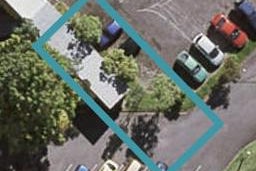 4 Tiakina Road, Northcote, Auckland