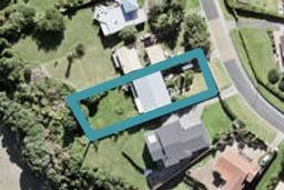 20 The Crescent, Tindalls Beach, Whangaparaoa