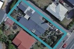 296 High Street South, Carterton