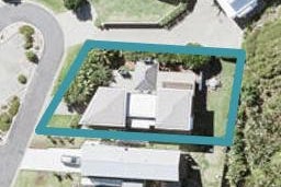 6 Tuatua Lane, Omaha