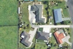 25 Elizabeth Grove, Stratford
