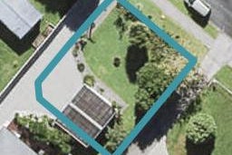 8B Netherlands Avenue, Kelston, Auckland