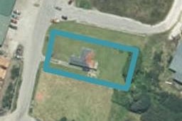 32 Butlers Road, Hokitika