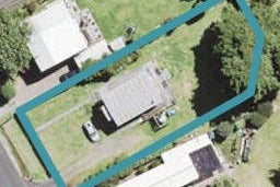 10 Lookout Drive, Laingholm, Auckland