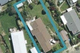 16 Lord Auckland Road, Wakefield