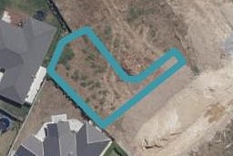 2/8 Gallants Place, Flagstaff, Hamilton