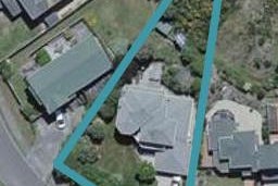 19 Domanski Crescent, Owhiro Bay, Wellington
