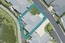 11 Bridgewater Way, Pyes Pa, Tauranga