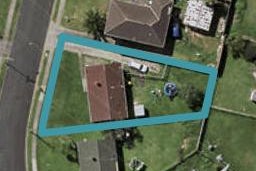 12 Featherston Crescent, Otara, Auckland