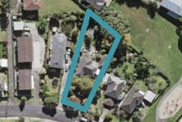 8 Wakeling Avenue, Te Atatu South, Auckland