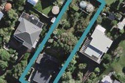 11 Moana Avenue, Surfdale, Waiheke Island