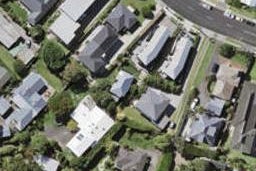 1/84 East Coast Road, Milford, Auckland