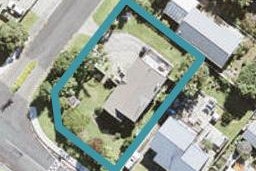 2 Charlotte Street, Stanmore Bay, Whangaparaoa