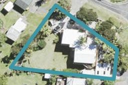 93 Kauri Point Road, Laingholm, Auckland