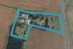 1091 State Highway 1, Marton