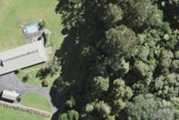 5A Cochran Road, Oratia, Auckland