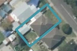 915 Queen Street East, Parkvale, Hastings