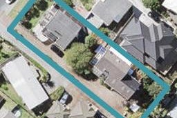 2/78 Browns Bay Road, Rothesay Bay, Auckland