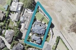 2/44 Ocean View Road, Milford, Auckland