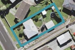 15 Thornlow Street, Glendene, Auckland