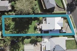 51 Huka Road, Birkenhead, Auckland