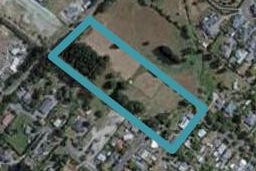 40 Clifton Avenue, Carterton