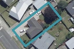 50 Deanwell Avenue, Deanwell, Hamilton